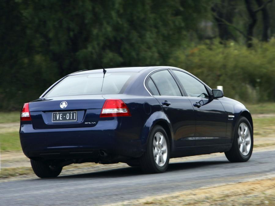  Holden Berlina 2006 года  (фото 8 из 37)